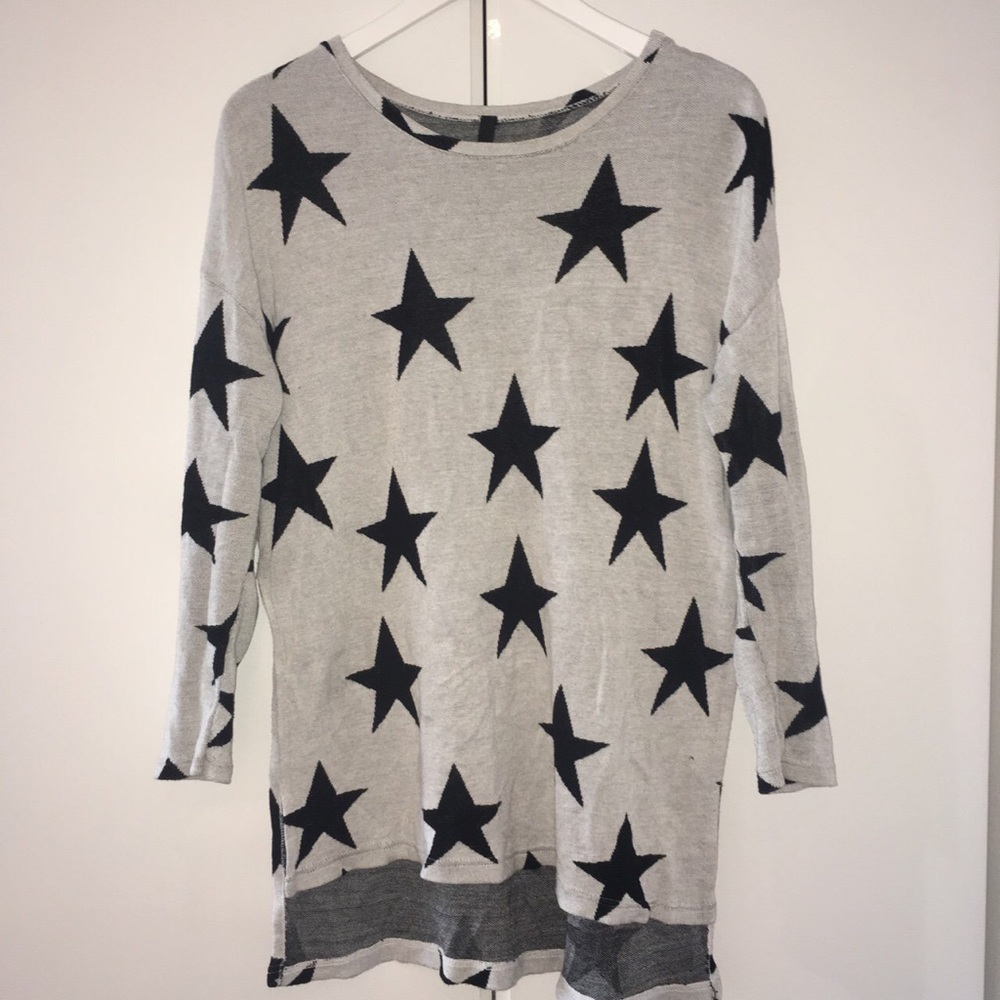 H&M Grey Star Long sleeve with side slits details